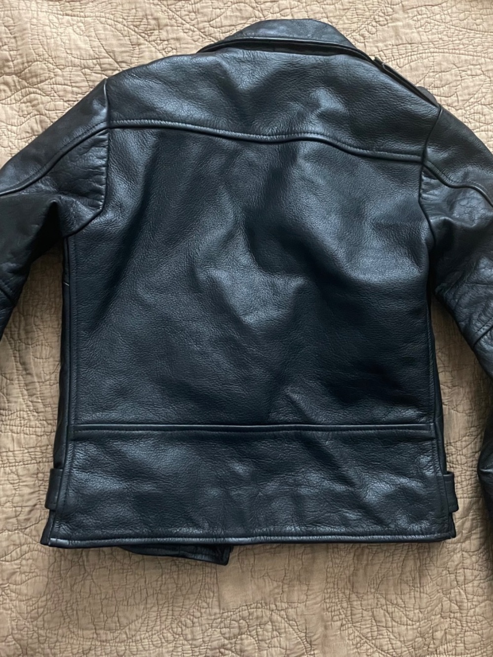 Leather Jacket - Picture 4 of 4